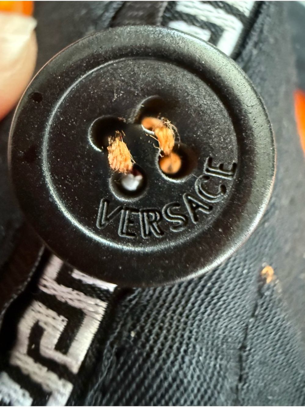 Versace 100% Silk Orange Floral Shorts - Picture 7 of 8